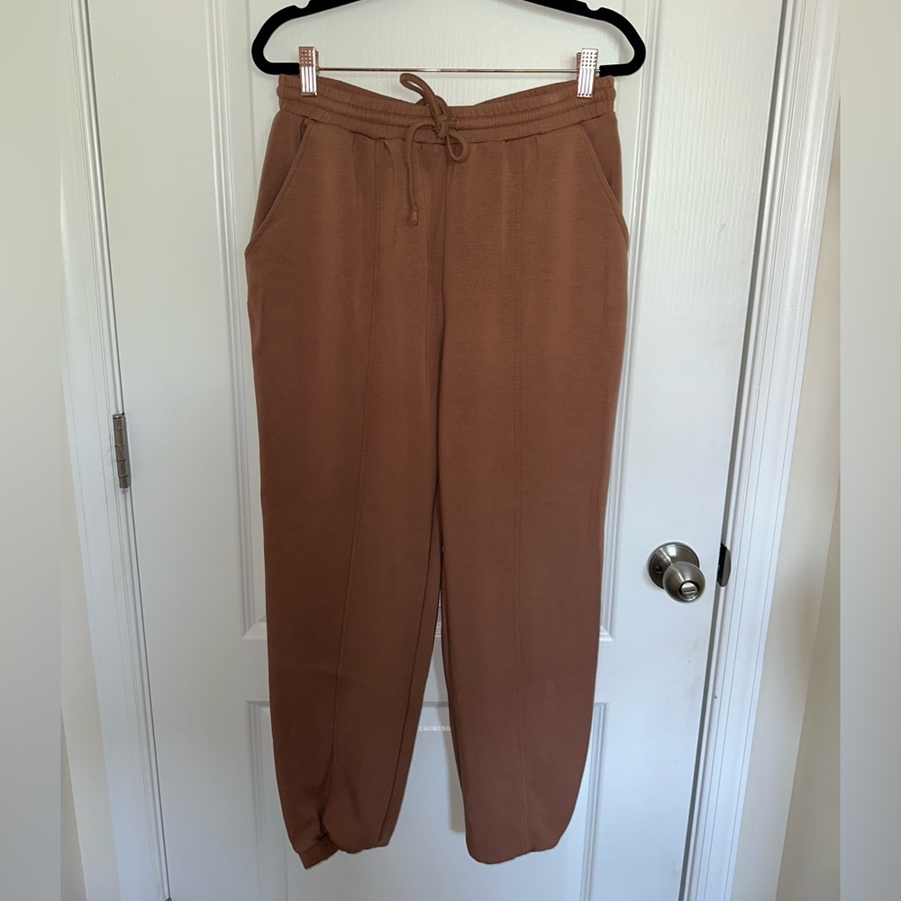 Windsor brownish/tan Sweatpants
